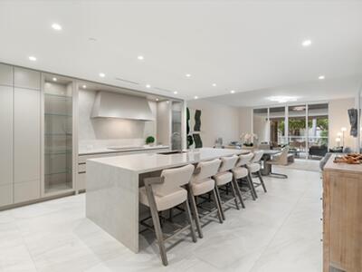 220 SE Mizner Boulevard, Boca Raton, FL 33432