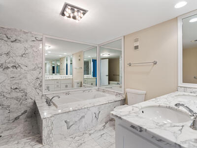 5550 N Ocean Drive, Singer Island, FL 33404