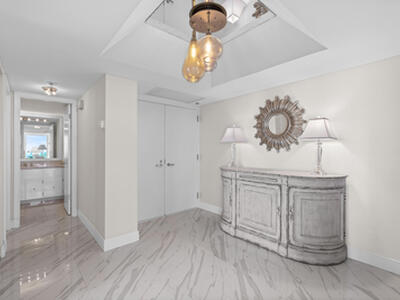 5550 N Ocean Drive, Singer Island, FL 33404