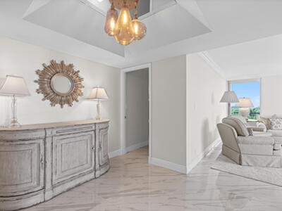 5550 N Ocean Drive, Singer Island, FL 33404