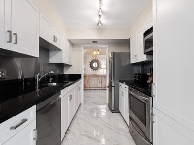 5550 N Ocean Drive, Singer Island, FL 33404