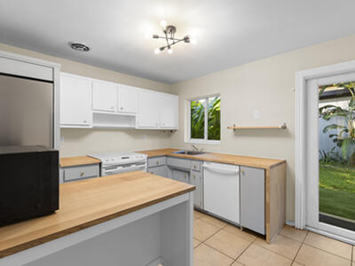 170 NW 7th Street, Boca Raton, FL 33432