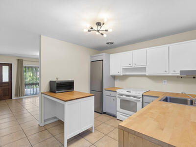 170 NW 7th Street, Boca Raton, FL 33432