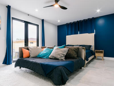 909 NW 4th Avenue, Hallandale Beach, FL 33009