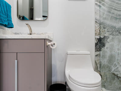 909 NW 4th Avenue, Hallandale Beach, FL 33009