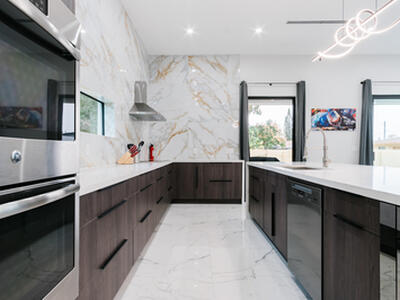 909 NW 4th Avenue, Hallandale Beach, FL 33009