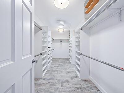 5 N Beach Road, Jupiter Island, FL 33455