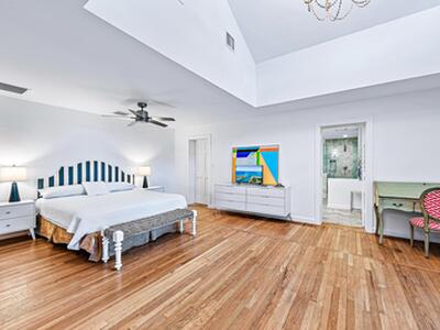 5 N Beach Road, Jupiter Island, FL 33455