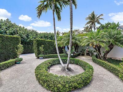 5 N Beach Road, Jupiter Island, FL 33455