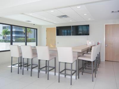 5510 N Ocean Drive, Singer Island, FL 33404