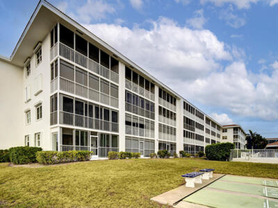 1910 S Ocean Boulevard, Delray Beach, FL 33483