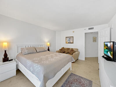 3000 N Ocean Drive, Singer Island, FL 33404