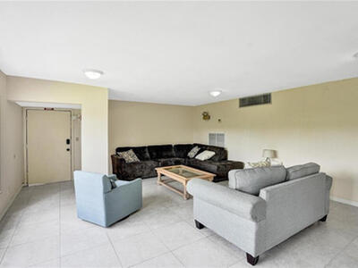 1101 Crystal Lake Drive, Pompano Beach, FL 33064