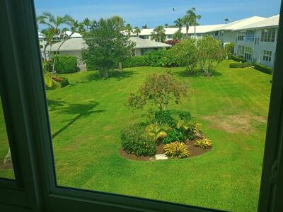 5520 N Ocean Boulevard, Ocean Ridge, FL 33435