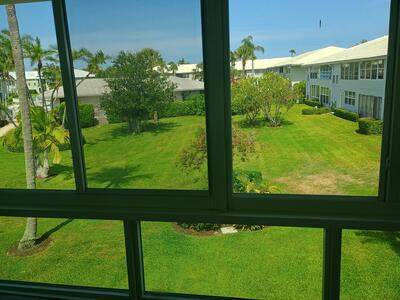 5520 N Ocean Boulevard, Ocean Ridge, FL 33435