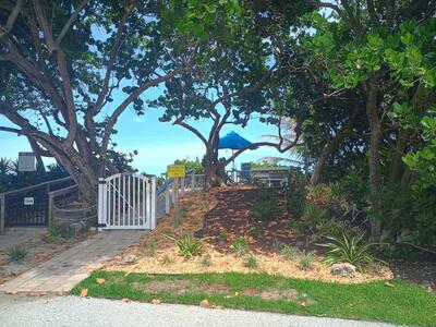 5520 N Ocean Boulevard, Ocean Ridge, FL 33435