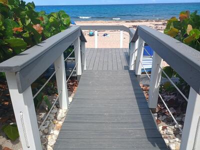 5520 N Ocean Boulevard, Ocean Ridge, FL 33435