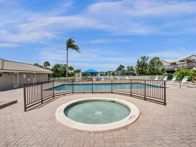 5465 Monterey Circle, Delray Beach, FL 33484