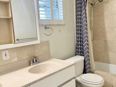 5520 N Ocean Boulevard, Ocean Ridge, FL 33435