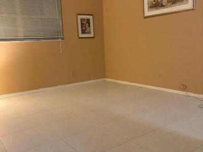 669 Saxony N, Delray Beach, FL 33446