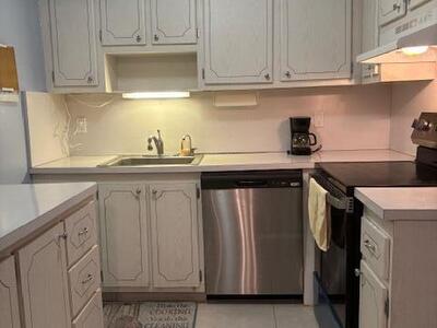 669 Saxony N, Delray Beach, FL 33446