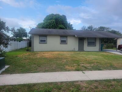 160 NE 19th Avenue