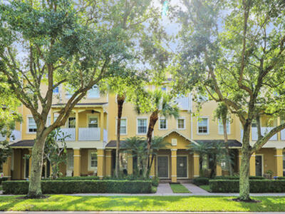 123 E Thatch Palm Circle