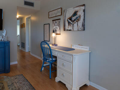 2880 Lake Osborne Drive, Lake Worth Beach, FL 33461