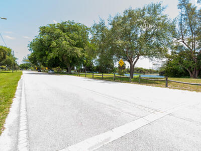 2880 Lake Osborne Drive, Lake Worth Beach, FL 33461