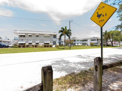 2880 Lake Osborne Drive, Lake Worth Beach, FL 33461