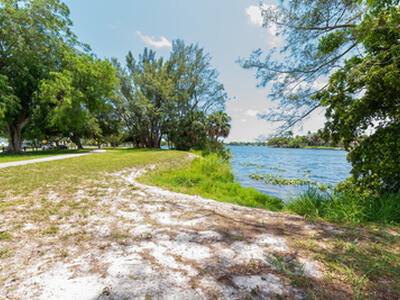 2880 Lake Osborne Drive, Lake Worth Beach, FL 33461