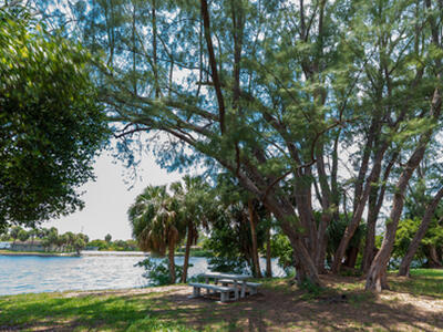 2880 Lake Osborne Drive, Lake Worth Beach, FL 33461