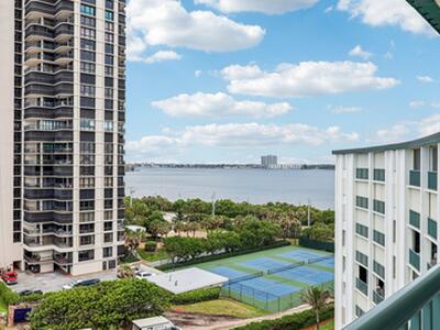 5400 N Ocean Drive E, Singer Island, FL 33404