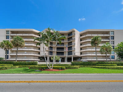 3610 S Ocean Boulevard, South Palm Beach, FL 33480