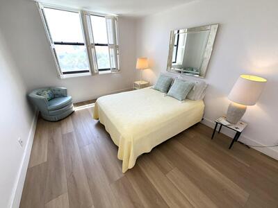 2860 S Ocean Boulevard, Palm Beach, FL 33480