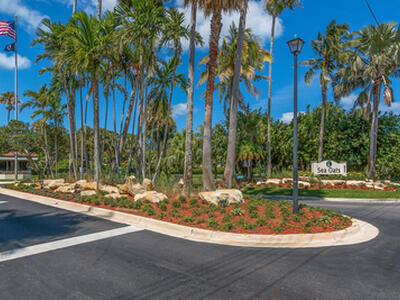 204 Sea Oats Drive, Juno Beach, FL 33408