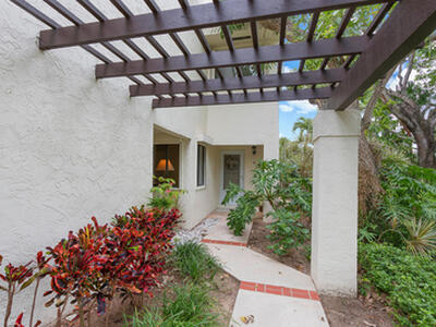 204 Sea Oats Drive, Juno Beach, FL 33408