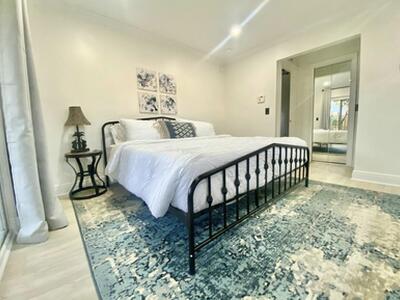 556 SW 24th Avenue, Boynton Beach, FL 33435