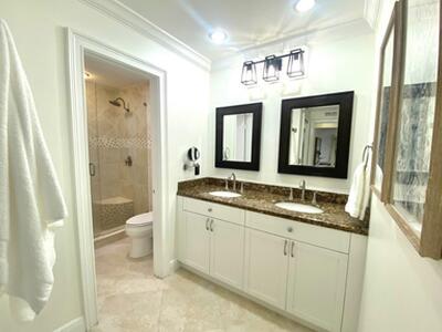 556 SW 24th Avenue, Boynton Beach, FL 33435