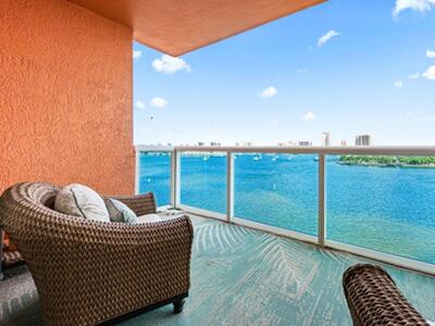 2640 Lake Shore Drive, Riviera Beach, FL 33404