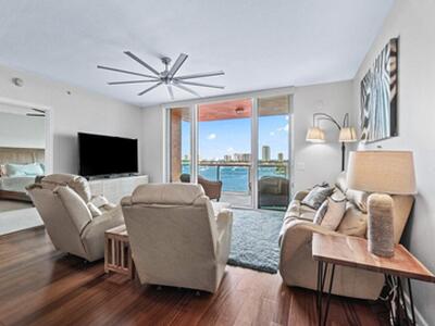 2640 Lake Shore Drive, Riviera Beach, FL 33404