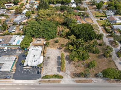 3801 10th Avenue N, Palm Springs, FL 33461