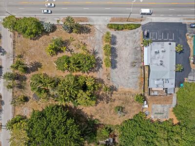 3801 10th Avenue N, Palm Springs, FL 33461