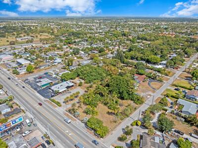 3801 10th Avenue N, Palm Springs, FL 33461