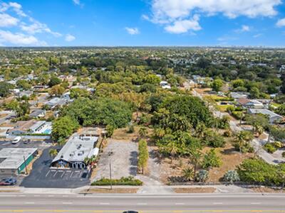 3801 10th Avenue N, Palm Springs, FL 33461