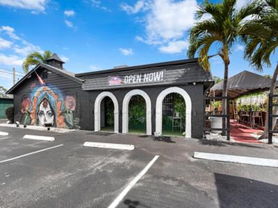 3801 10th Avenue N, Palm Springs, FL 33461