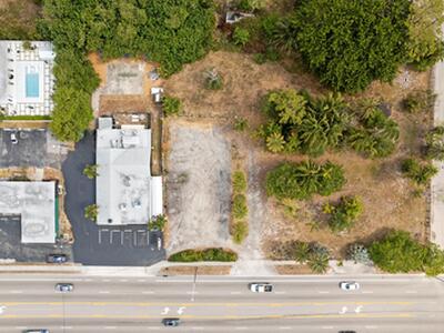 3801 10th Avenue N, Palm Springs, FL 33461