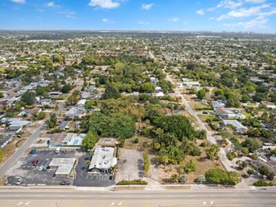 3801 10th Avenue N, Palm Springs, FL 33461