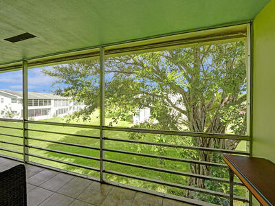 232 Farnham J, Deerfield Beach, FL 33442