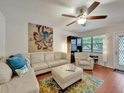 232 Farnham J, Deerfield Beach, FL 33442